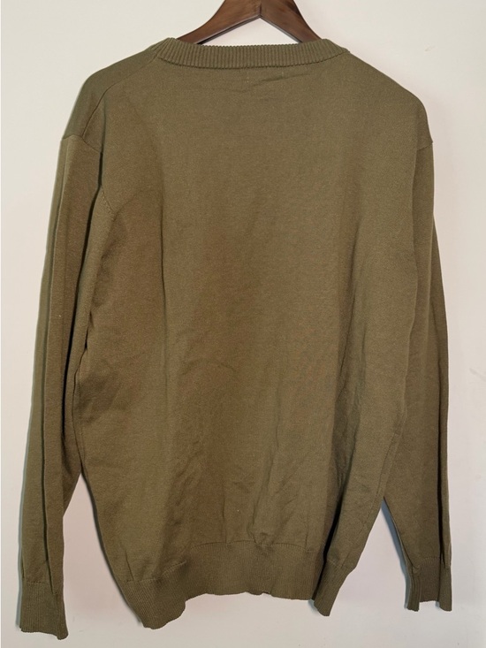 Men's Olive Crewneck Sweater - Classic Everyday Knit - Picture 4 of 4